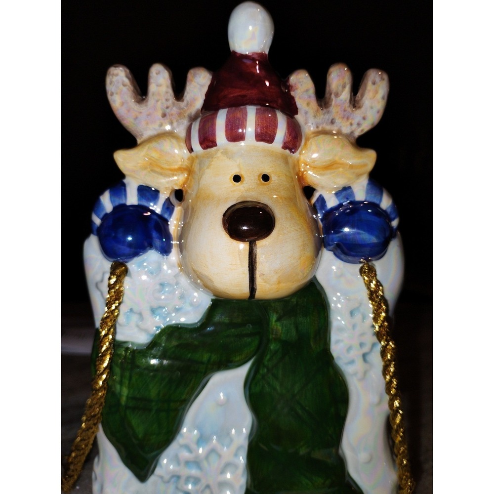 Cute Ceramic Christmas Reindeer Figurine with Snowflakes and Garland - Picture 3 of 6